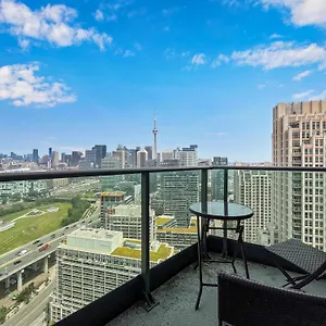 2 Bedroom Waterfront Downtown W/ Free Parking Apartment