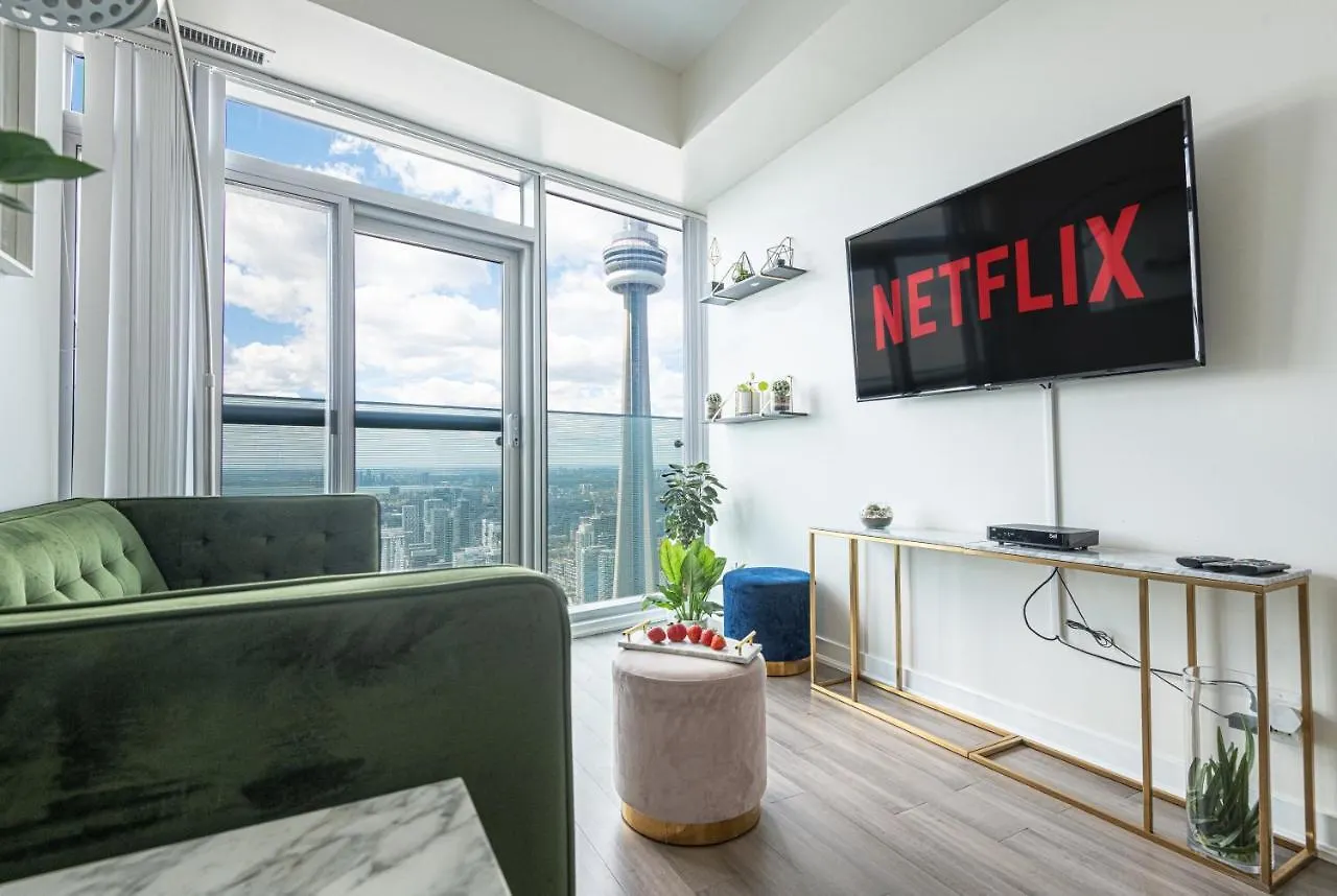 Beautiful Luxurious Modern Condo With Breathtaking Views location